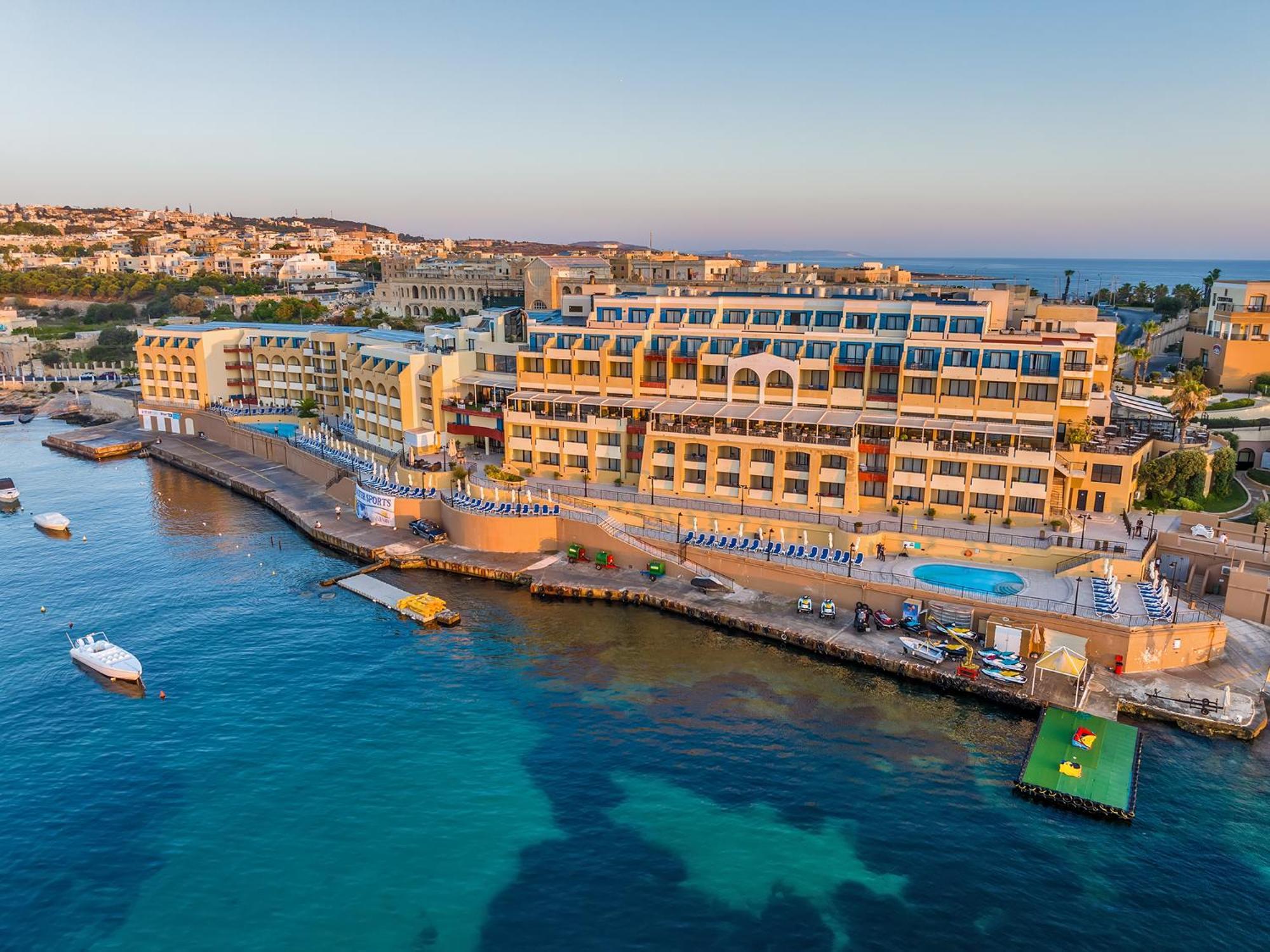 Verdi St George'S Bay Marina San Giuliano Esterno foto